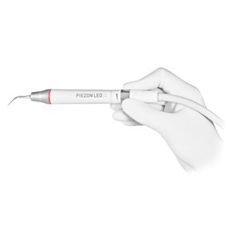 EMS LED Scaler Handpiece Kit with 3 Tips & accessories